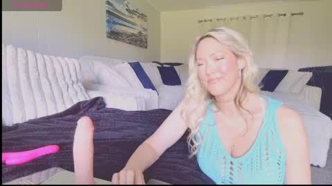 AngelsXDesire online show from 05/14/26, 04:47