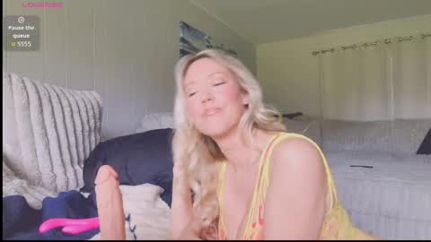 AngelsXDesire online show from 05/18/26, 04:13