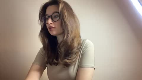 Lisa online show from 10/30/25, 03:46