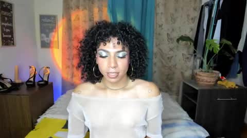 Snapshot of angelwhitte chatting on 04/28/26, 02:27 angelwhitte online show from 04/28/26, 02:27