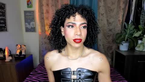 Snapshot of angelwhitte chatting on 05/14/26, 11:00 angelwhitte online show from 05/14/26, 11:00