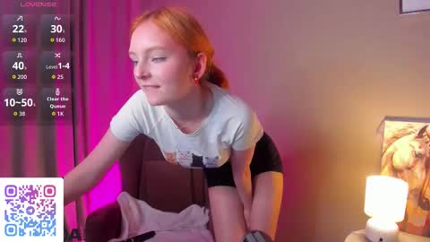 angelwise online show from 11/05/25, 03:06