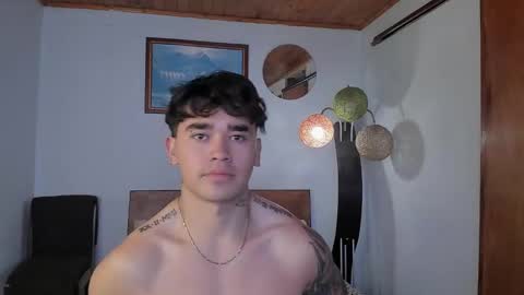 Snapshot of angelx_fox chatting on 01/05/25, 06:02 Angel Fox online show from 01/05/25, 06:02