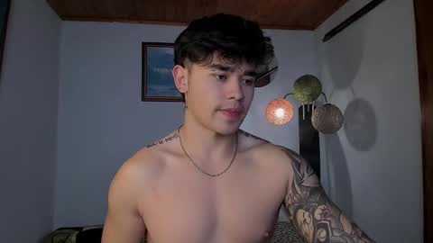 Snapshot of angelx_fox chatting on 01/11/25, 11:45 Angel Fox online show from 01/11/25, 11:45