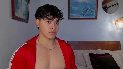 Snapshot of angelx_fox chatting on 02/14/25, 10:28 Angel Fox online show from 02/14/25, 10:28