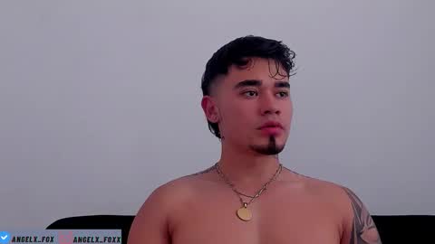 Angel Fox online show from 11/22/25, 05:12