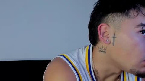 Angel Fox online show from 12/19/25, 11:06