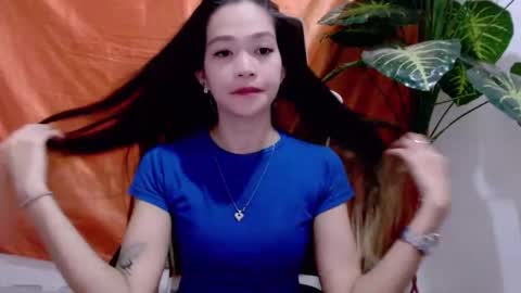 Snapshot of angelyn_slim chatting on 05/27/26, 09:01 angelyn_slim online show from 05/27/26, 09:01