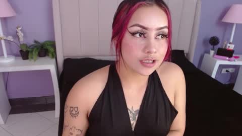 Snapshot of angie99_gh chatting on 12/20/24, 04:09 Angie online show from 12/20/24, 04:09