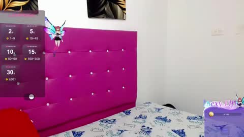 Snapshot of angie_arias chatting on 02/22/25, 11:24 Angie online show from 02/22/25, 11:24