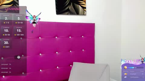 Snapshot of angie_arias chatting on 02/22/25, 02:30 Angie online show from 02/22/25, 02:30