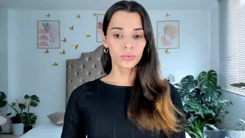 Anabella online show from 04/11/26, 06:23