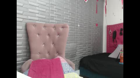 angierot2025 online show from 09/09/25, 12:54