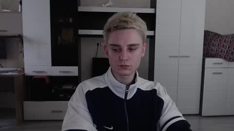 vodka online show from 03/12/25, 06:40