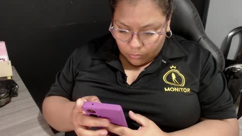 Snapshot of angy_ro12 chatting on 01/10/25, 06:31 angy online show from 01/10/25, 06:31
