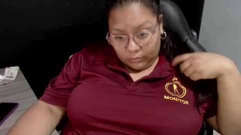 Snapshot of angy_ro12 chatting on 02/12/25, 05:26 angy online show from 02/12/25, 05:26