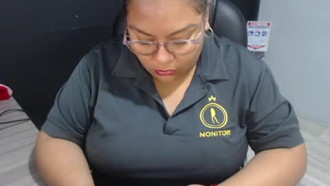 Snapshot of angy_ro12 chatting on 05/06/26, 11:59 angy online show from 05/06/26, 11:59
