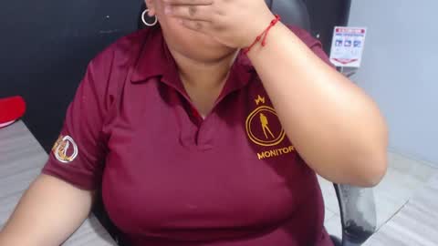 Snapshot of angy_ro12 chatting on 05/26/26, 01:18 angy online show from 05/26/26, 01:18
