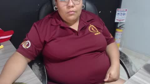 Snapshot of angy_ro12 chatting on 06/09/26, 11:16 angy online show from 06/09/26, 11:16