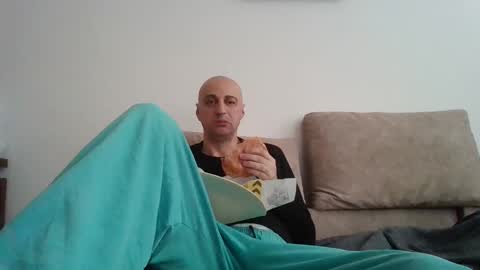 Snapshot of anhel187 chatting on 03/03/25, 09:33 anhel187 online show from 03/03/25, 09:33