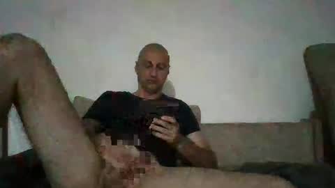 Snapshot of anhel187 chatting on 09/22/25, 09:17 anhel187 online show from 09/22/25, 09:17