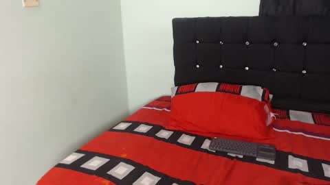 ani_damian22 online show from 10/31/25, 05:08