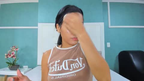 Ania online show from 09/19/25, 08:42