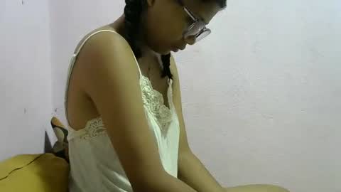 anielah online show from 11/01/25, 12:18