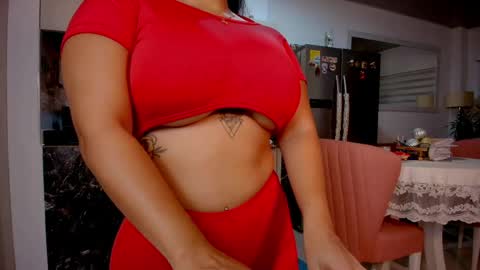 laura  online show from 04/23/26, 04:14