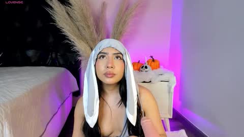 Snapshot of aniie_west chatting on 10/22/25, 05:08 aniie_west online show from 10/22/25, 05:08