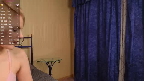 Snapshot of anika_heir chatting on 11/25/25, 03:56 Alice online show from 11/25/25, 03:56