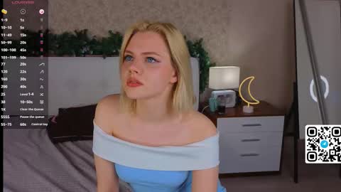 Snapshot of anika_heir chatting on 12/13/25, 07:53 Alice online show from 12/13/25, 07:53