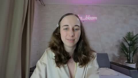 anikabloom online show from 02/10/25, 06:42