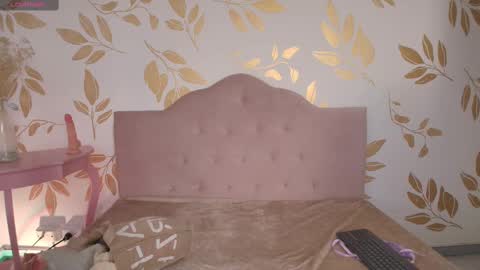 Lauren Anika online show from 01/14/25, 11:53