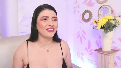 Lauren Anika online show from 02/18/25, 12:06