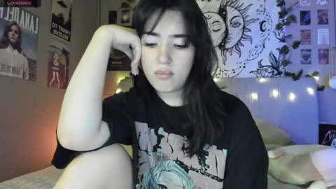 Snapshot of anisa_sweet chatting on 01/21/25, 06:12 Anisa Moan from LovenseWet from Tip MenuOpen for Private online show from 01/21/25, 06:12