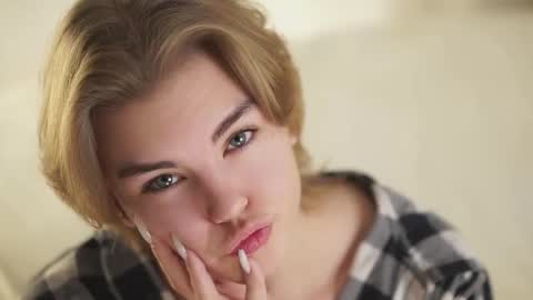 Snapshot of anishavivo chatting on 12/03/25, 12:03 AnishaVivo online show from 12/03/25, 12:03