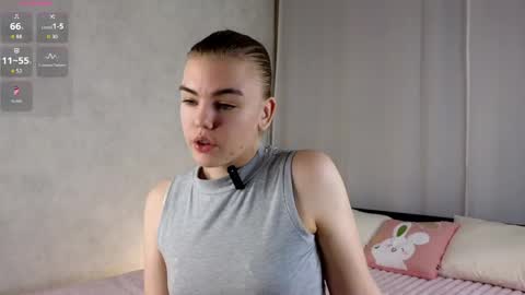 AnishaVivo online show from 04/02/26, 12:47