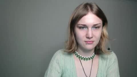 Snapshot of anisiaaa_lovesyou chatting on 10/05/25, 03:43 Anisia online show from 10/05/25, 03:43