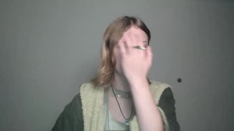 Snapshot of anisiaaa_lovesyou chatting on 10/11/25, 07:12 Anisia online show from 10/11/25, 07:12