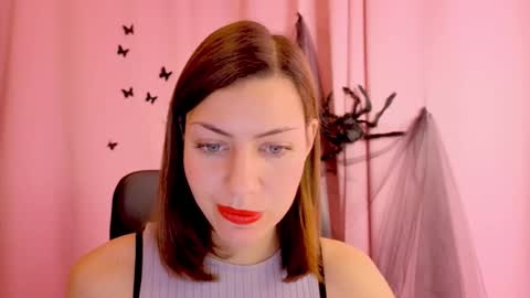 Anni online show from 11/25/25, 04:07