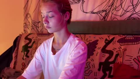 Snapshot of anita__hills chatting on 03/04/25, 04:09 anita__hills online show from 03/04/25, 04:09