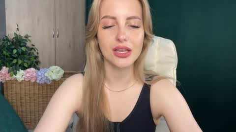 Anita online show from 05/29/26, 01:03