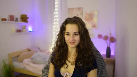 Anita Grey online show from 10/05/25, 07:01