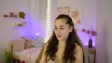 Anita Grey online show from 10/09/25, 07:23