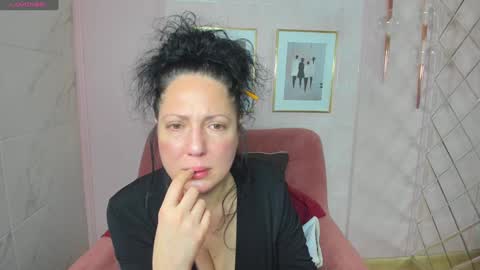 Snapshot of anita_muse chatting on 12/08/24, 01:47 Anita online show from 12/08/24, 01:47