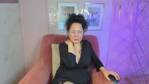 Snapshot of anita_muse chatting on 12/20/24, 01:14 Anita online show from 12/20/24, 01:14