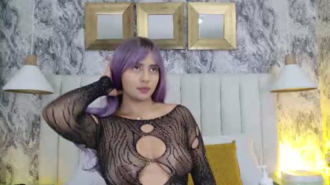 Dania Lpez online show from 06/24/26, 12:37