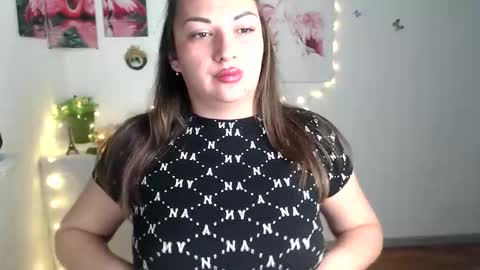 Snapshot of anitaa_a chatting on 09/09/25, 05:51 anitaa_a online show from 09/09/25, 05:51