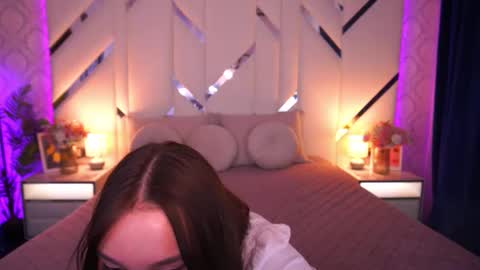 Snapshot of anitabelly chatting on 03/27/26, 02:06 Daniela online show from 03/27/26, 02:06